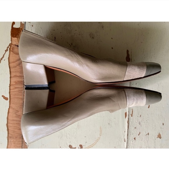 vintage St John heels - Picture 3 of 11